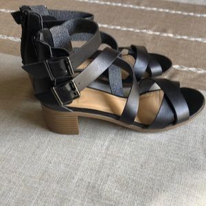 Women Material Girl dress sandal. Black, size 8.5 woman’s.